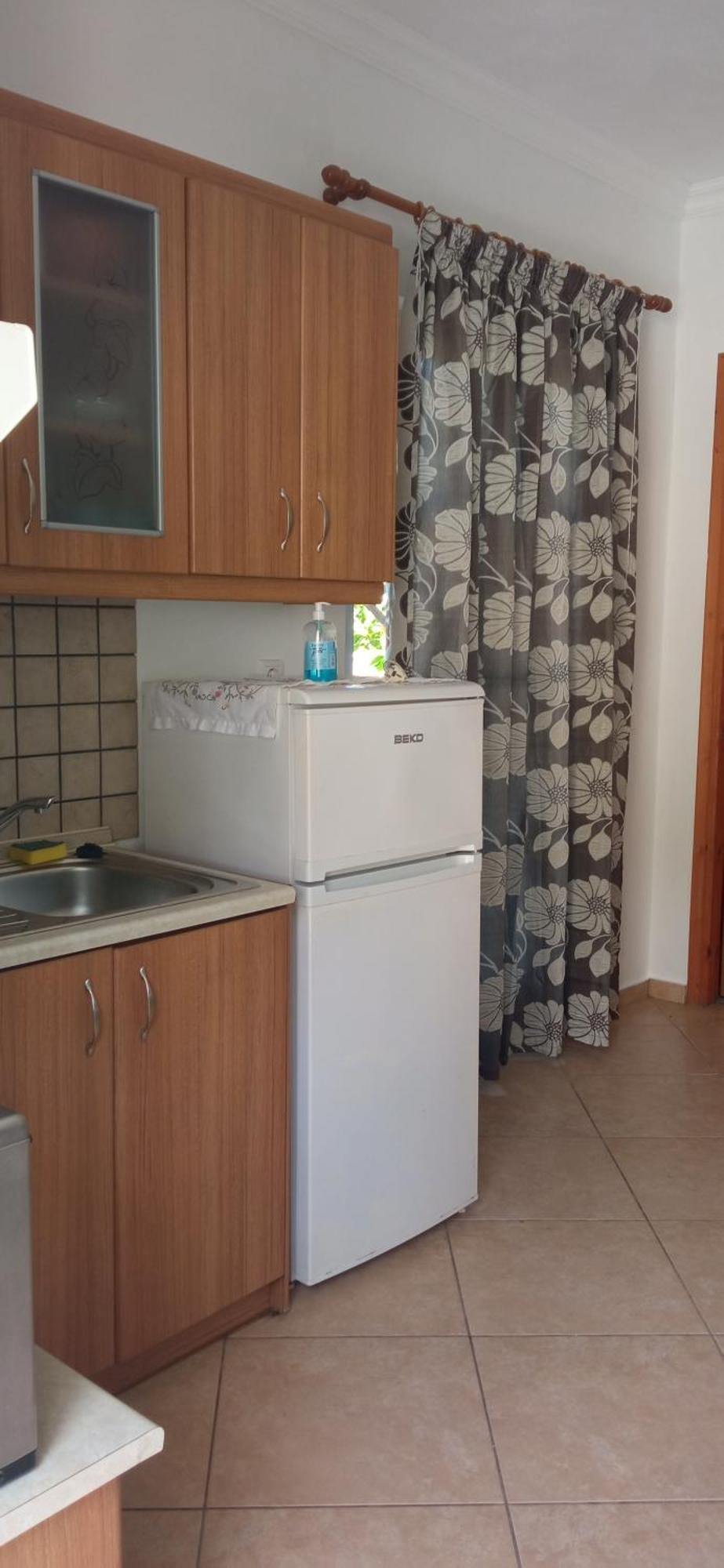 Soustas Apartments Longos  Ngoại thất bức ảnh